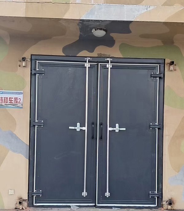 成县工业平开门