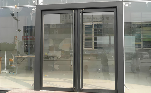 成县玻璃地弹门