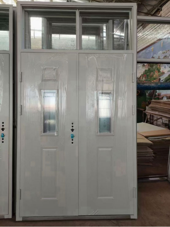 成县学校教室门