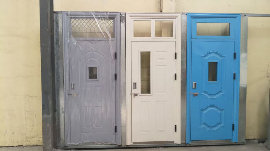 成县学校教室门